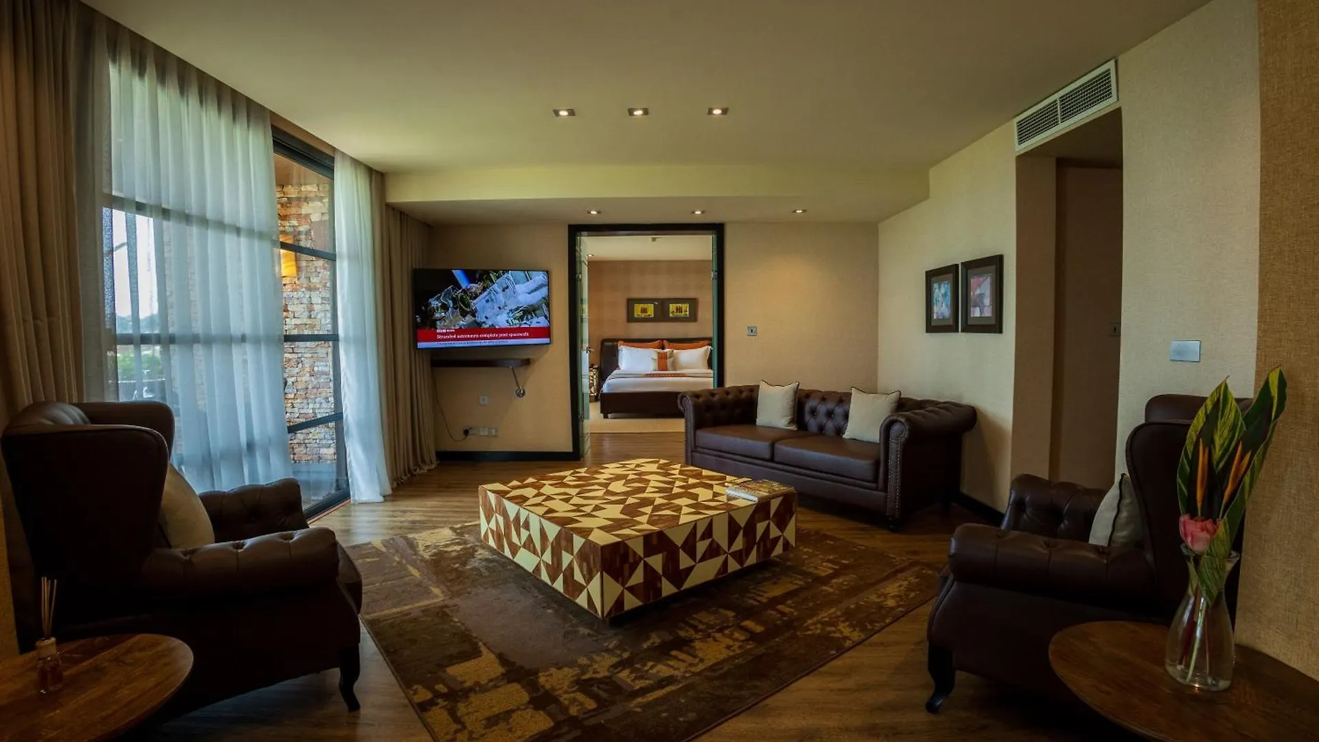 Speke Resort And Conference Center 캄팔라