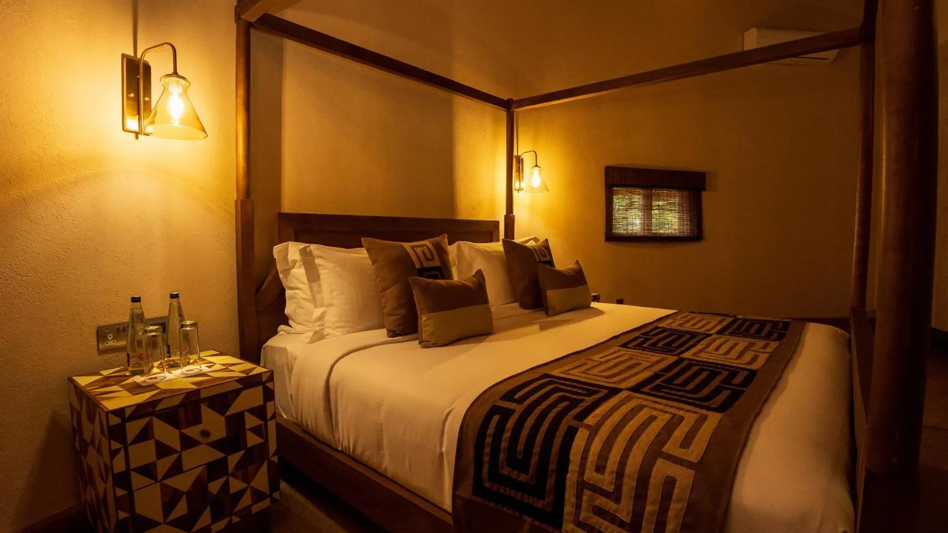 Speke Resort And Conference Center 캄팔라