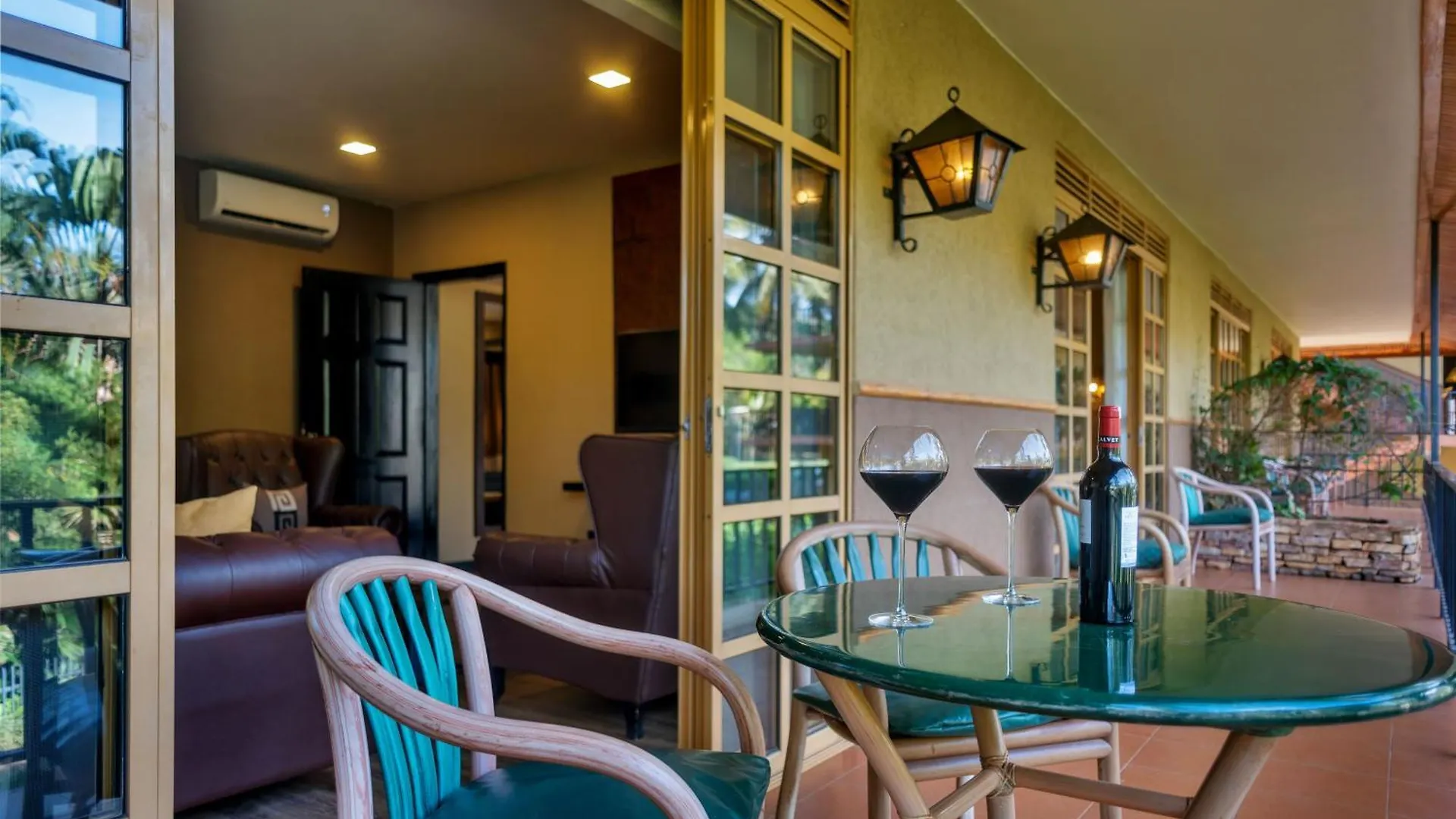 Speke Resort And Conference Center 캄팔라