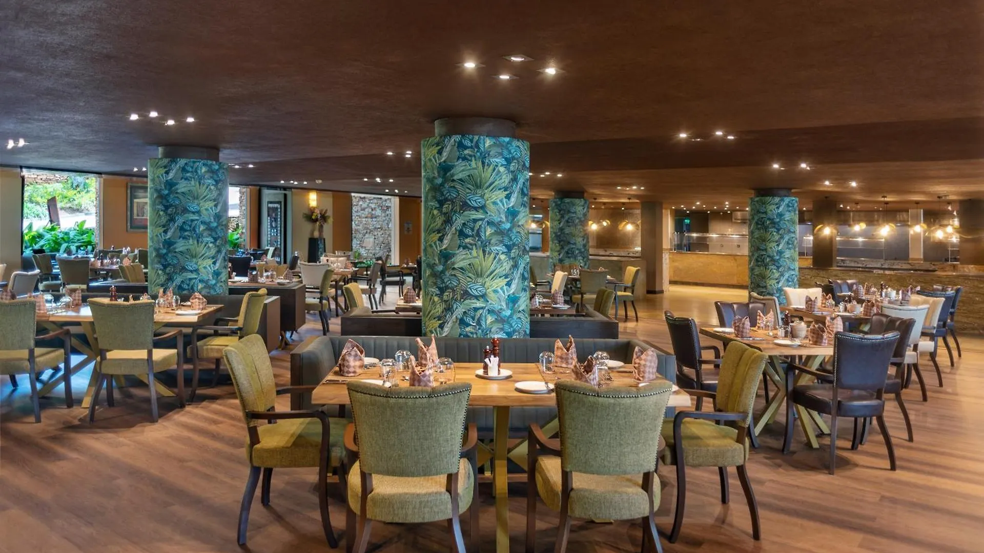 Speke Resort And Conference Center 캄팔라 우간다