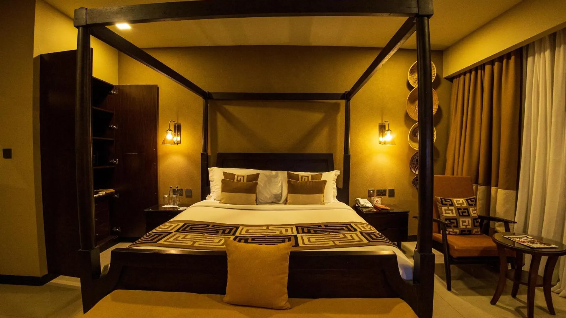 Speke Resort And Conference Center Kampala 4*,
